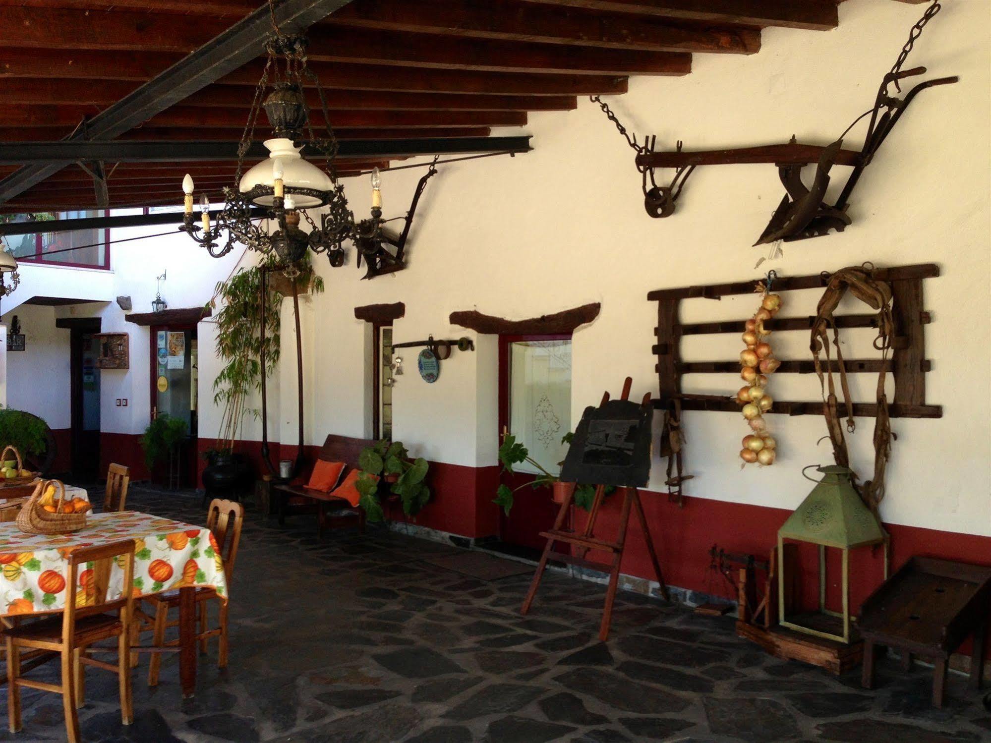 Gasthuis Quintal De Alem Do Ribeiro-turismo Rural 3*